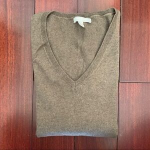 Banana Republic Men’s Cashmere V-Neck Sweater
